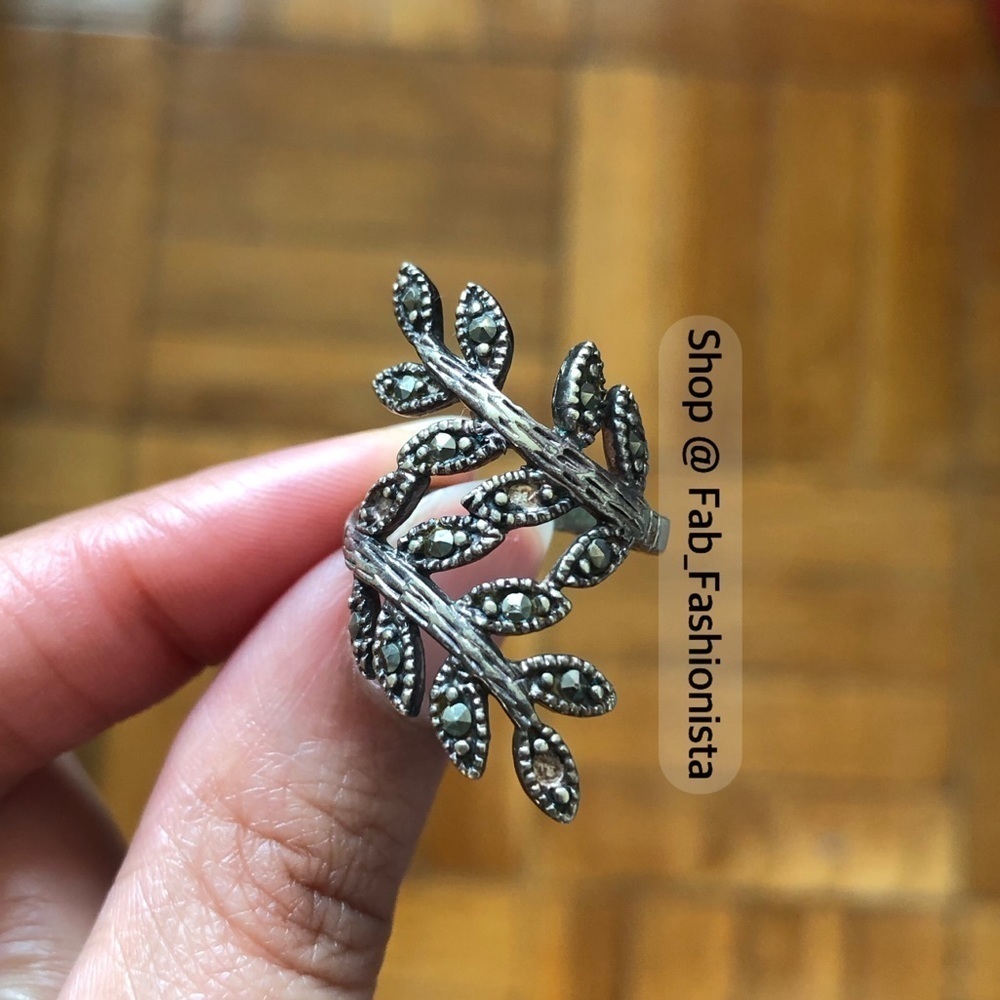 Sterling Silver Marcasite Floral Ring